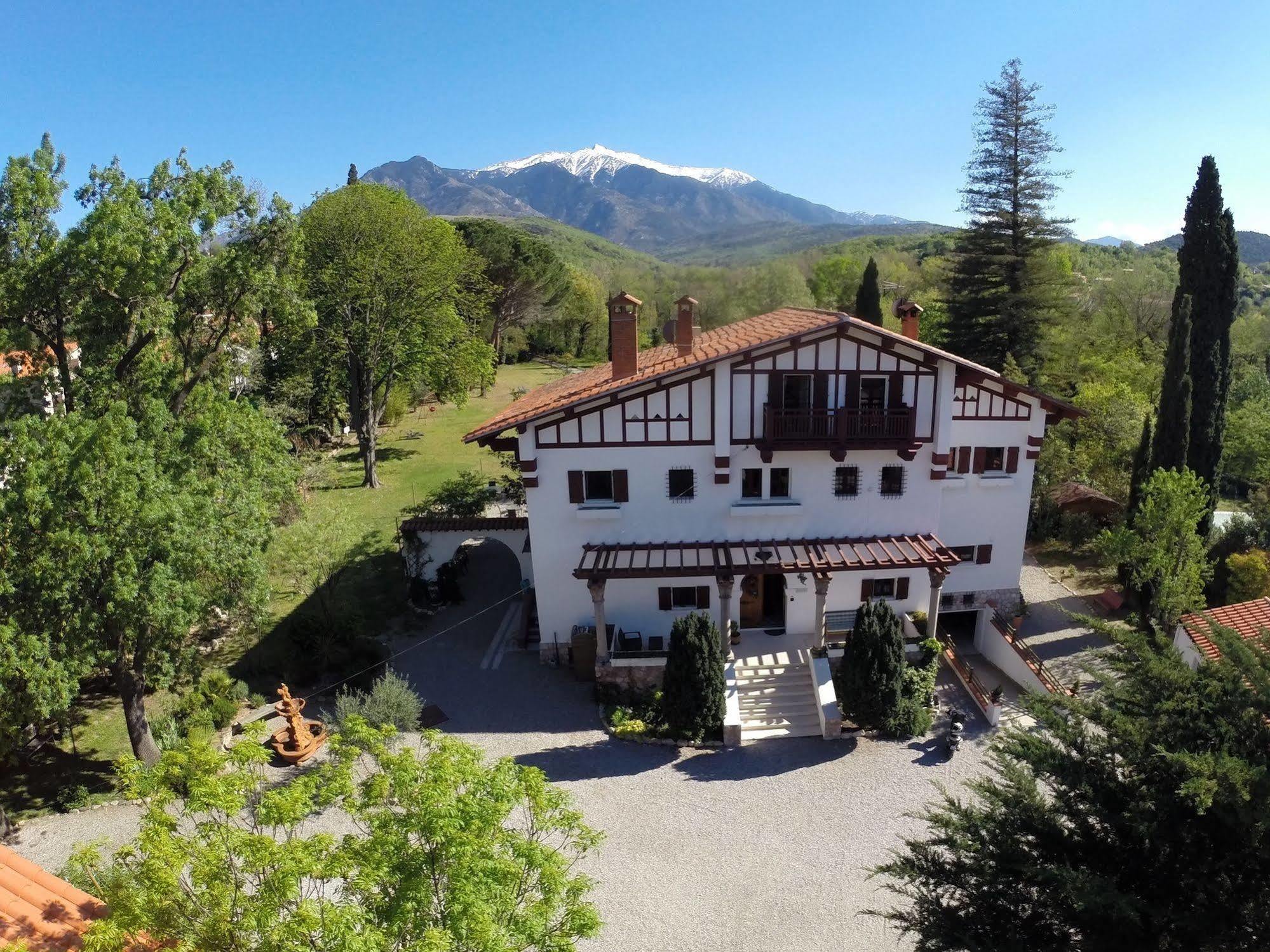 La Villa Du Parc Prades  Exterior photo